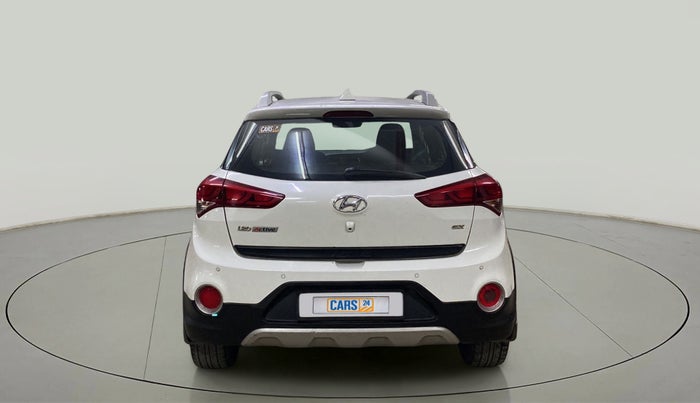 2018 Hyundai i20 Active 1.2 SX, Petrol, Manual, 85,928 km, Back/Rear