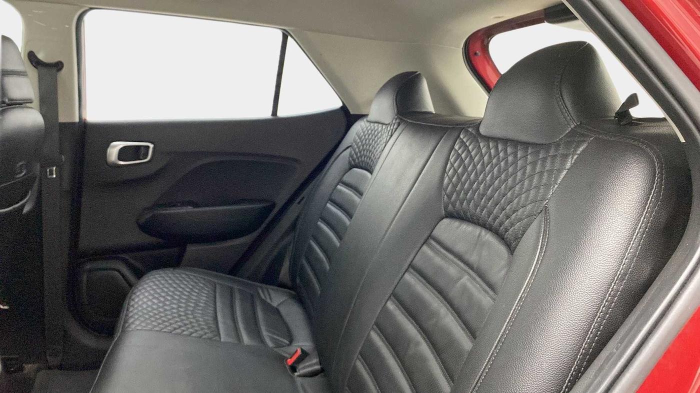 2020 Hyundai VENUE S 1.2, Petrol, Manual, 34,818 km, Right Side Rear Door Cabin