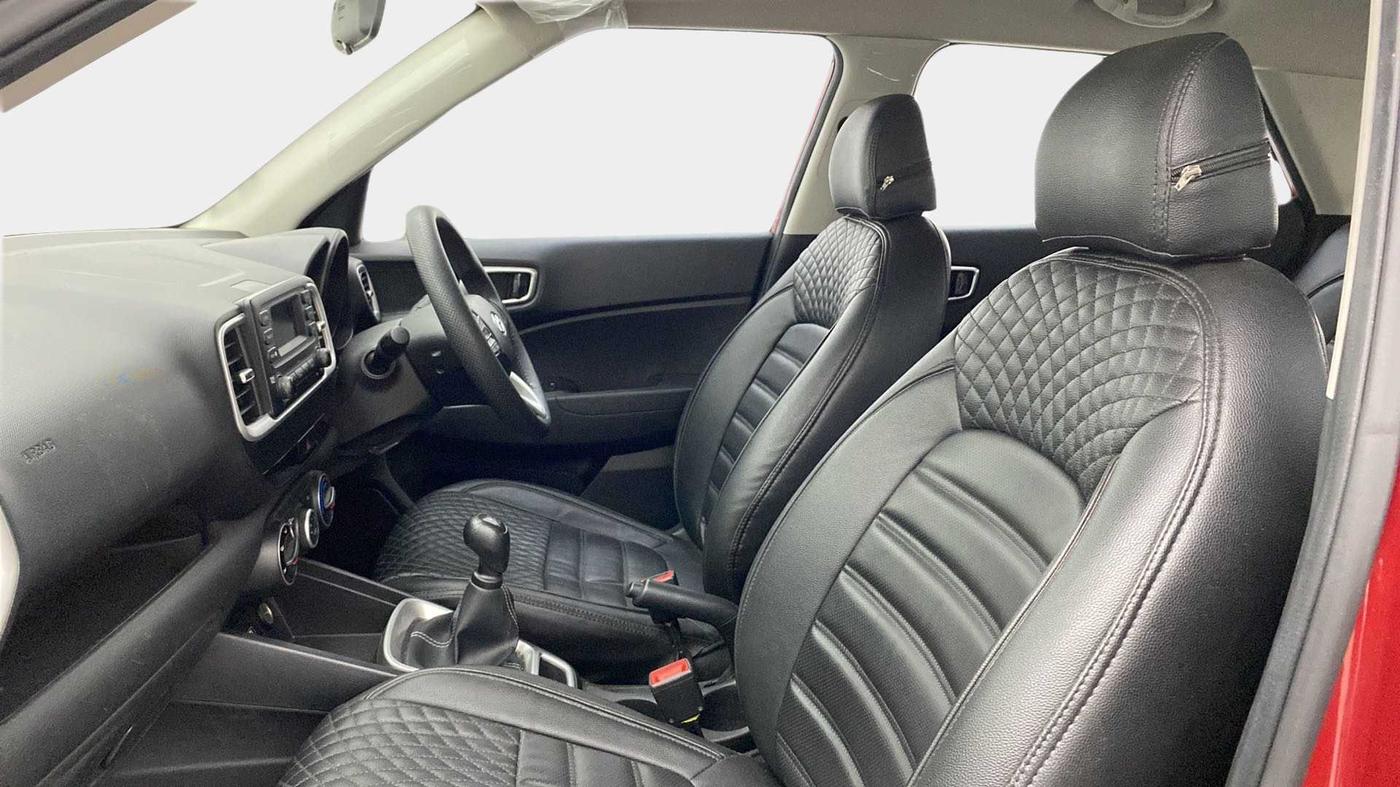 2020 Hyundai VENUE S 1.2, Petrol, Manual, 34,818 km, Right Side Front Door Cabin