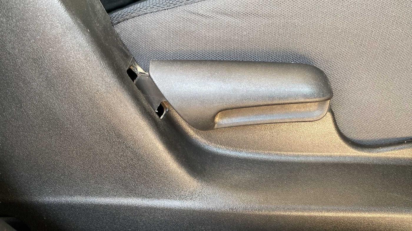2019 Maruti Vitara Brezza VDI, Diesel, Manual, 73,189 km, Driver Side Adjustment Panel