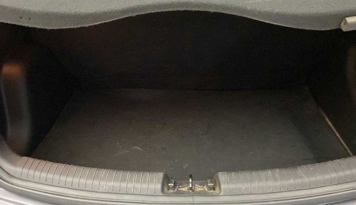 2013 Hyundai Grand i10 SPORTZ 1.2 KAPPA VTVT, Petrol, Manual, 71,347 km, Boot Inside