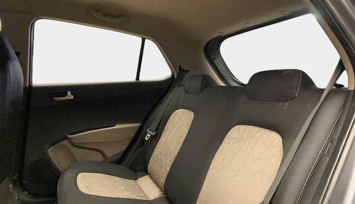 2013 Hyundai Grand i10 SPORTZ 1.2 KAPPA VTVT, Petrol, Manual, 71,347 km, Right Side Rear Door Cabin