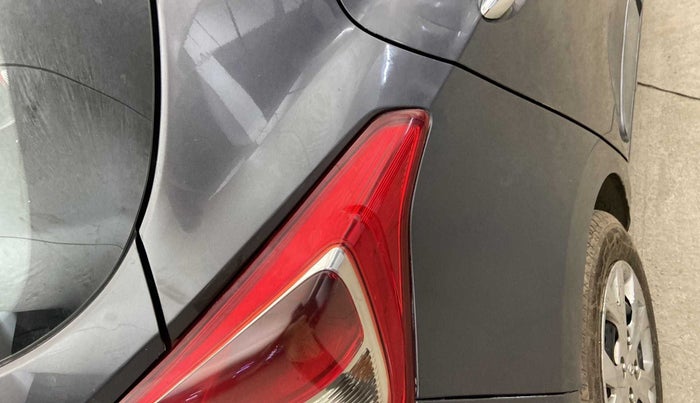 2013 Hyundai Grand i10 SPORTZ 1.2 KAPPA VTVT, Petrol, Manual, 71,347 km, Right quarter panel - Slightly dented