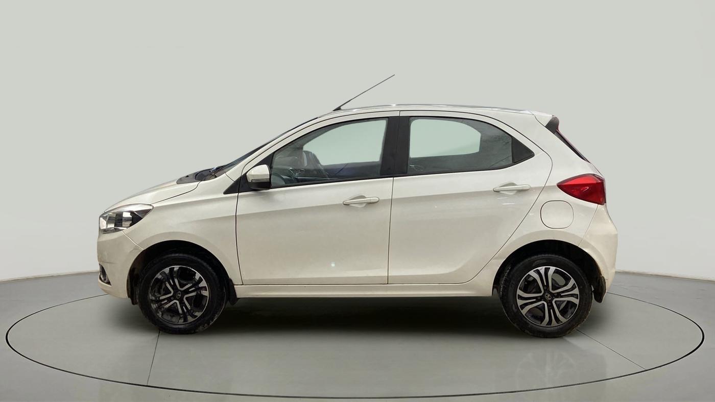 2018 Tata Tiago XZ PETROL, Petrol, Manual, 88,996 km, Left Side