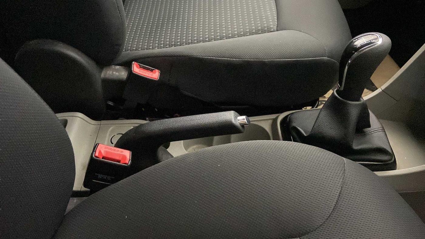 2018 Tata Tiago XZ PETROL, Petrol, Manual, 88,996 km, Gear Lever