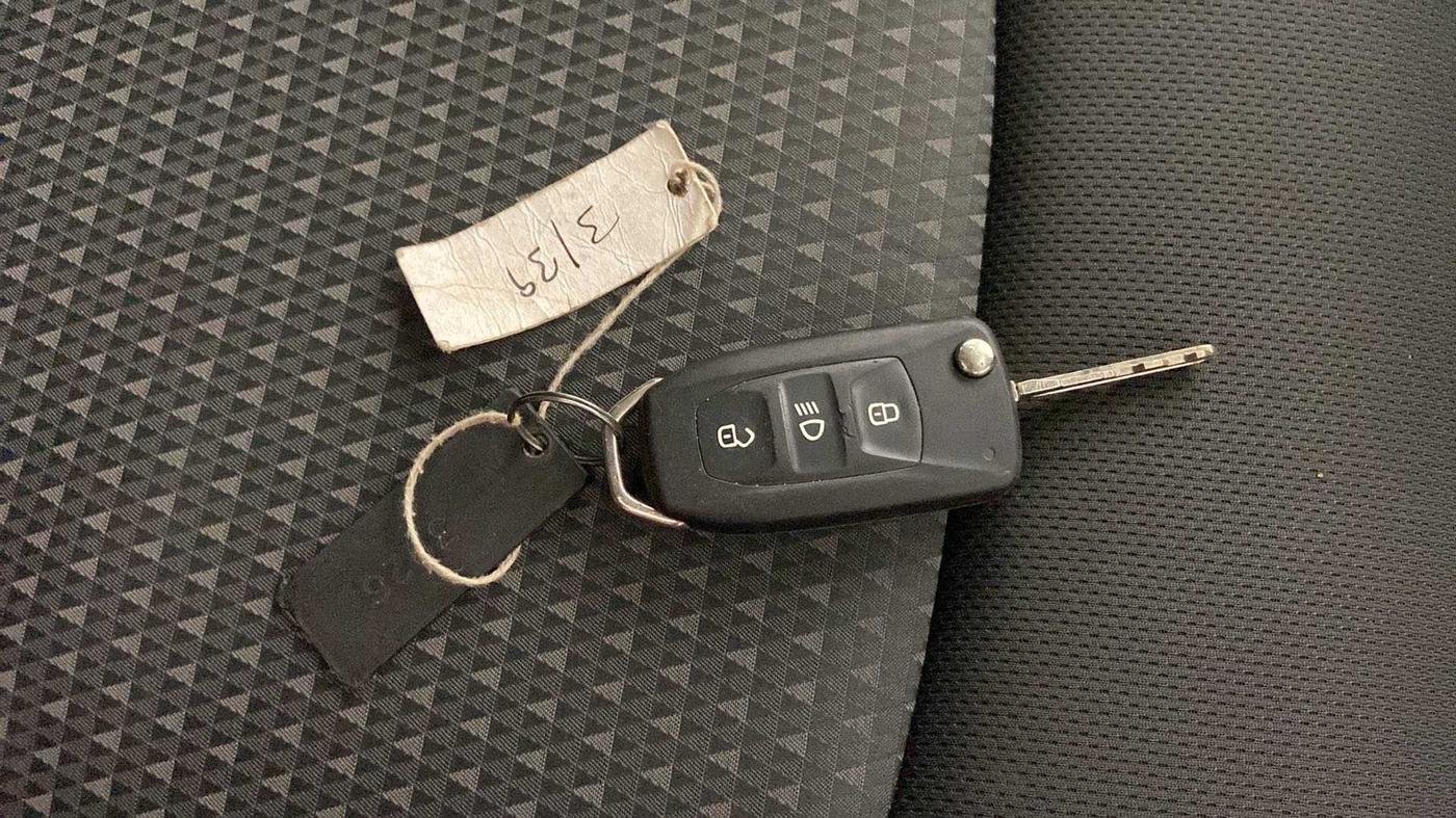 2018 Tata Tiago XZ PETROL, Petrol, Manual, 88,996 km, Key Close Up