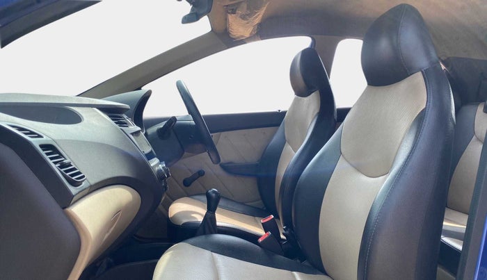 2015 Hyundai Eon D-LITE+, Petrol, Manual, 71,802 km, Right Side Front Door Cabin