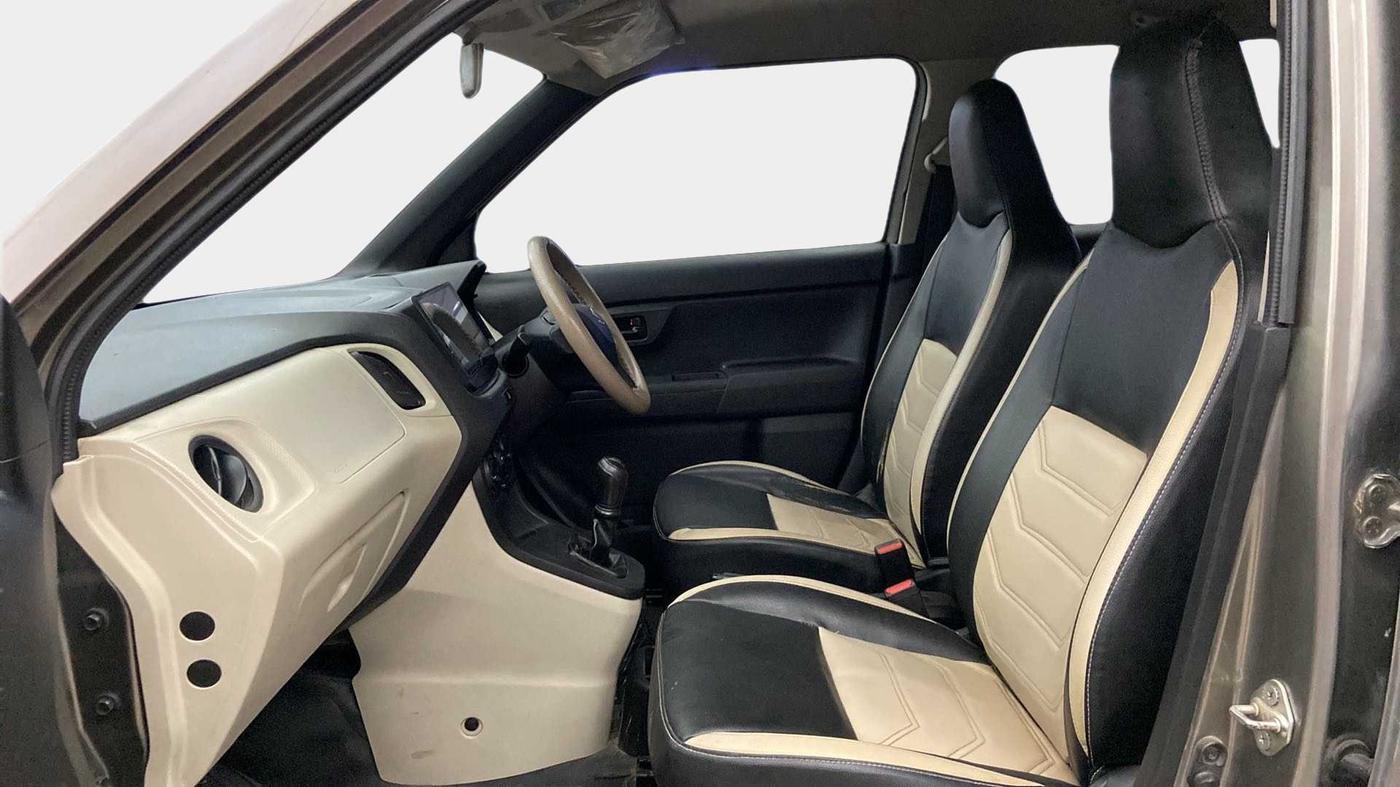 2020 Maruti New Wagon-R LXI CNG (O) 1.0, CNG, Manual, 65,132 km, Right Side Front Door Cabin