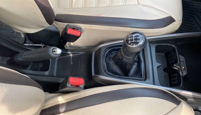 2022 Maruti XL6 ZETA MT, Petrol, Manual, 59,304 km, Gear Lever