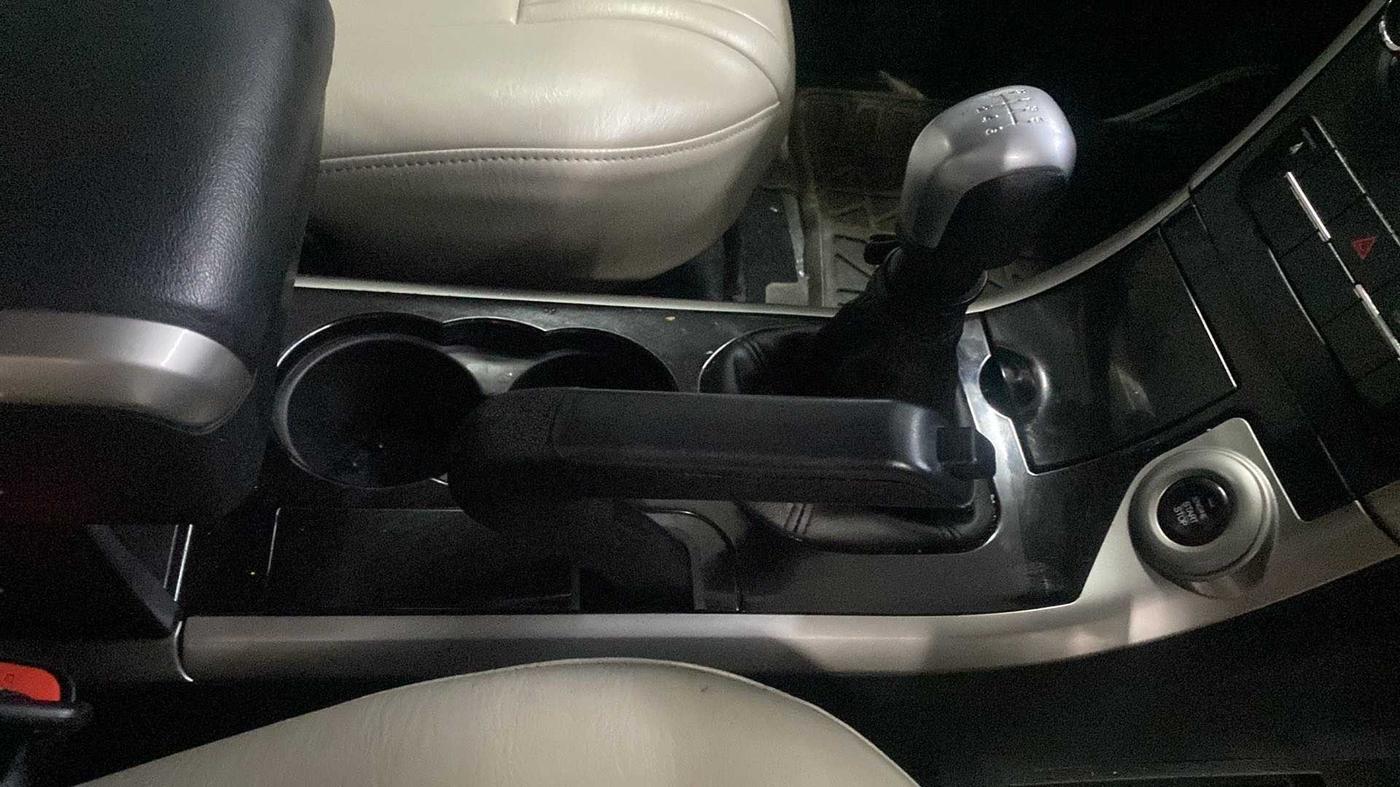 2018 Mahindra XUV500 W7, Diesel, Manual, 67,326 km, Gear Lever