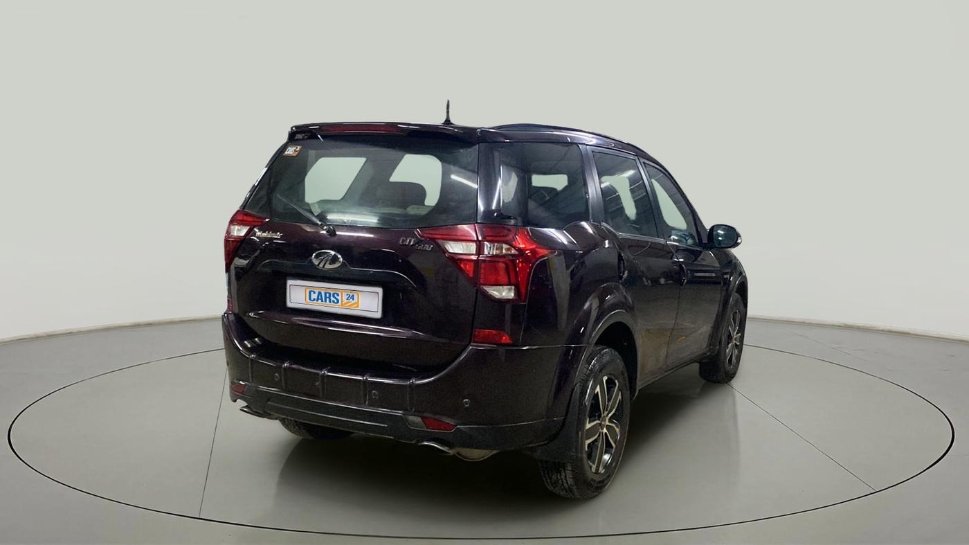 2018 Mahindra XUV500 W7, Diesel, Manual, 67,326 km, Right Back Diagonal