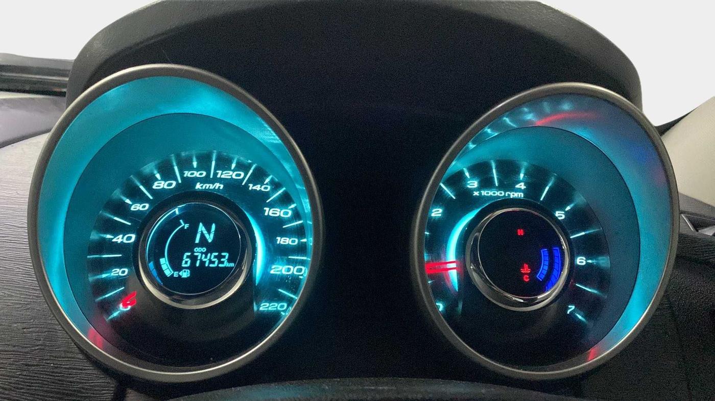 2018 Mahindra XUV500 W7, Diesel, Manual, 67,326 km, Odometer Image