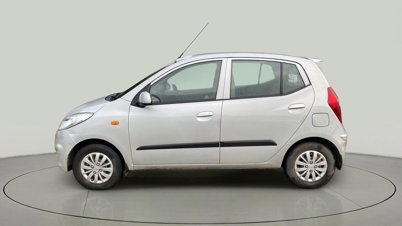 2015 Hyundai i10 SPORTZ 1.1, Petrol, Manual, 21,422 km, Left Side