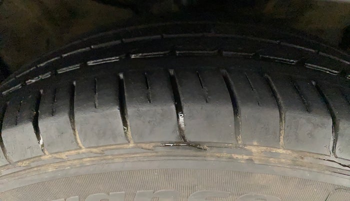 2019 KIA SELTOS HTX PLUS AT1.5 DIESEL, Diesel, Automatic, 36,993 km, Right Front Tyre Tread