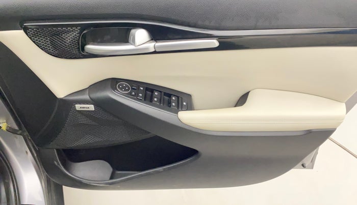 2019 KIA SELTOS HTX PLUS AT1.5 DIESEL, Diesel, Automatic, 36,993 km, Driver Side Door Panels Control