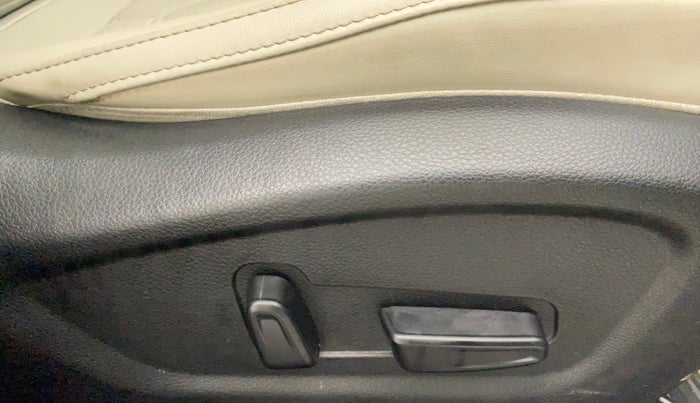 2019 KIA SELTOS HTX PLUS AT1.5 DIESEL, Diesel, Automatic, 36,993 km, Driver Side Adjustment Panel
