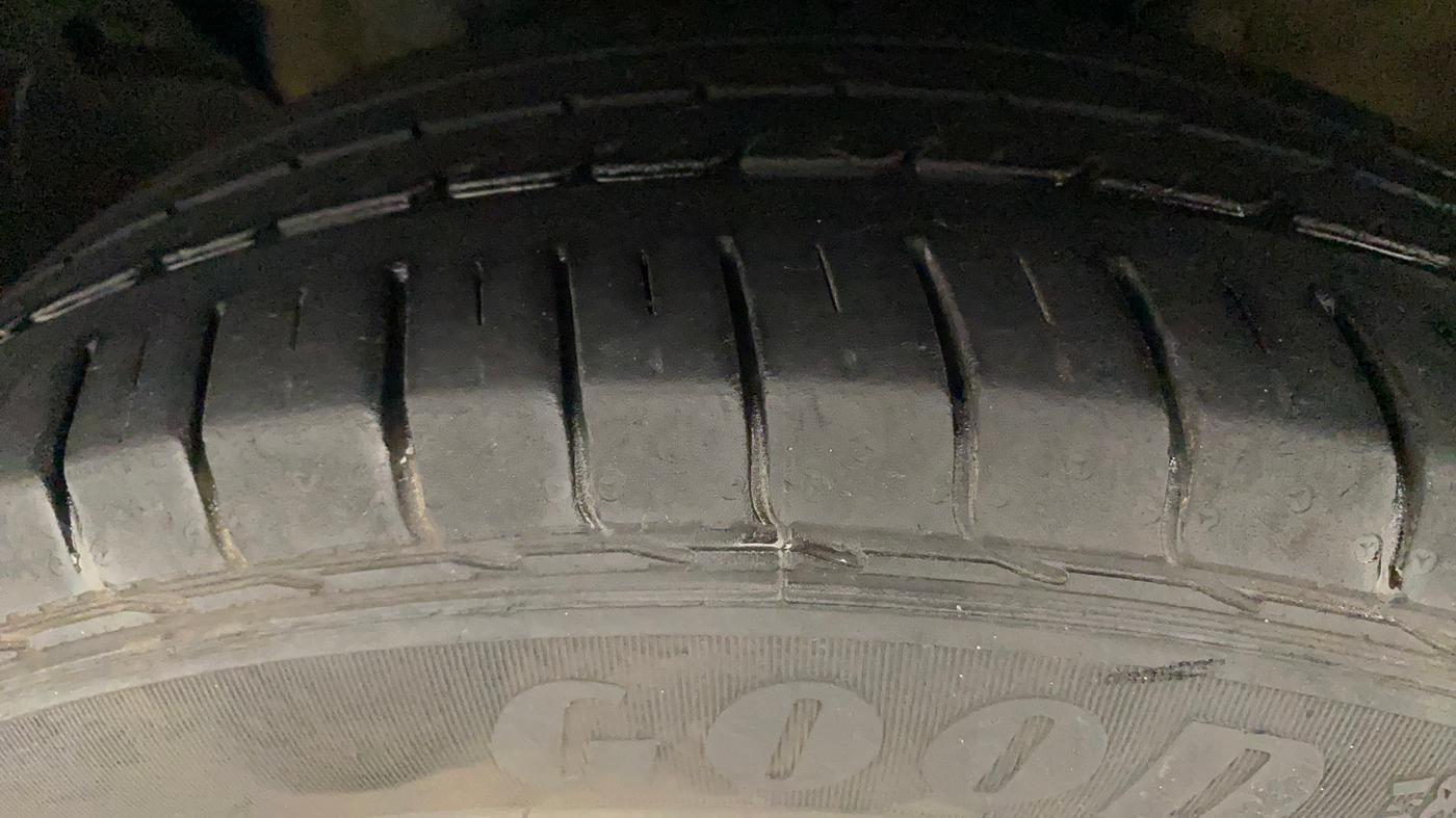 2019 KIA SELTOS HTX PLUS AT1.5 DIESEL, Diesel, Automatic, 36,993 km, Left Front Tyre Tread