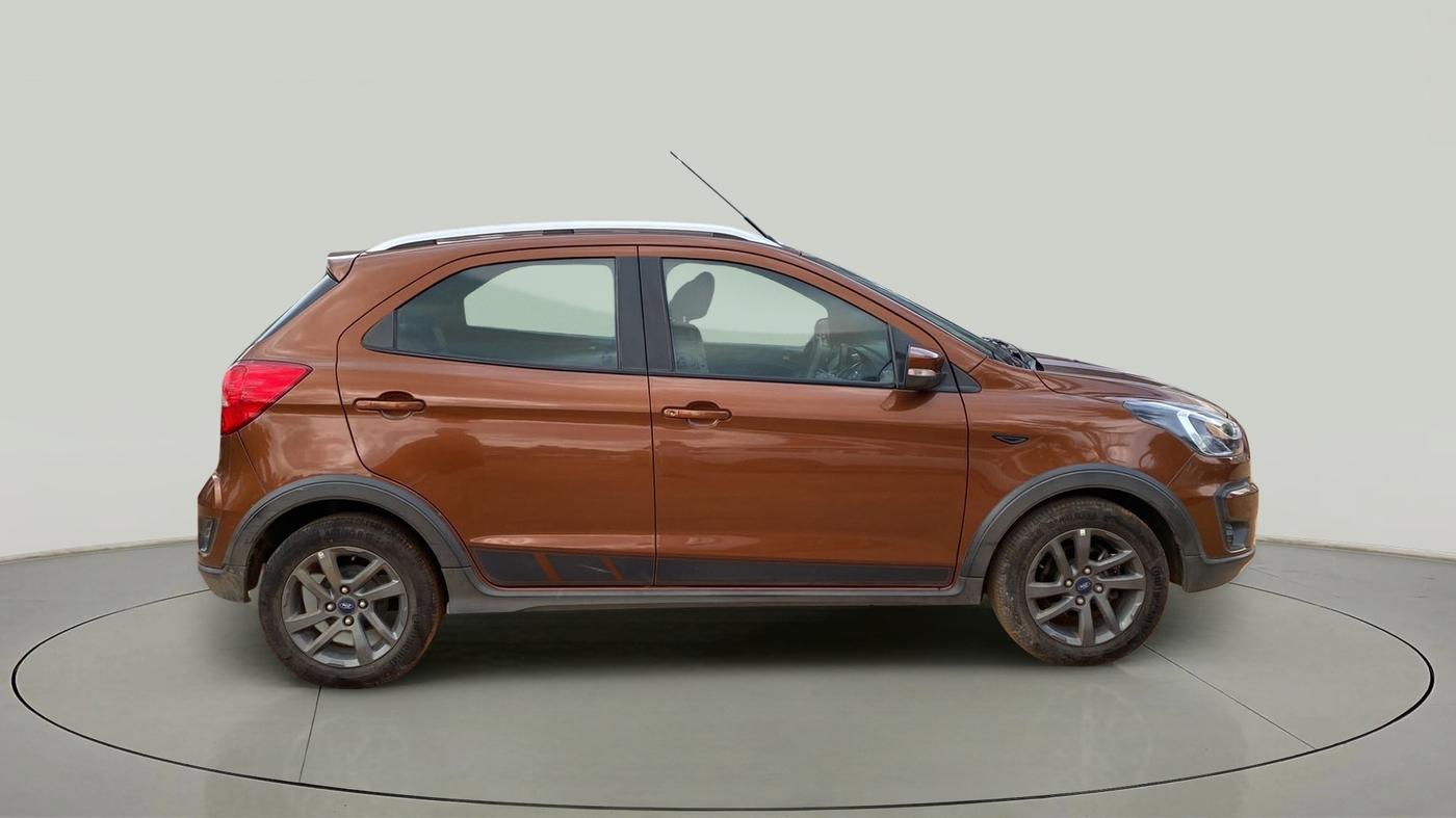 2020 Ford FREESTYLE TITANIUM 1.2 PETROL, Petrol, Manual, 77,300 km, Right Side View