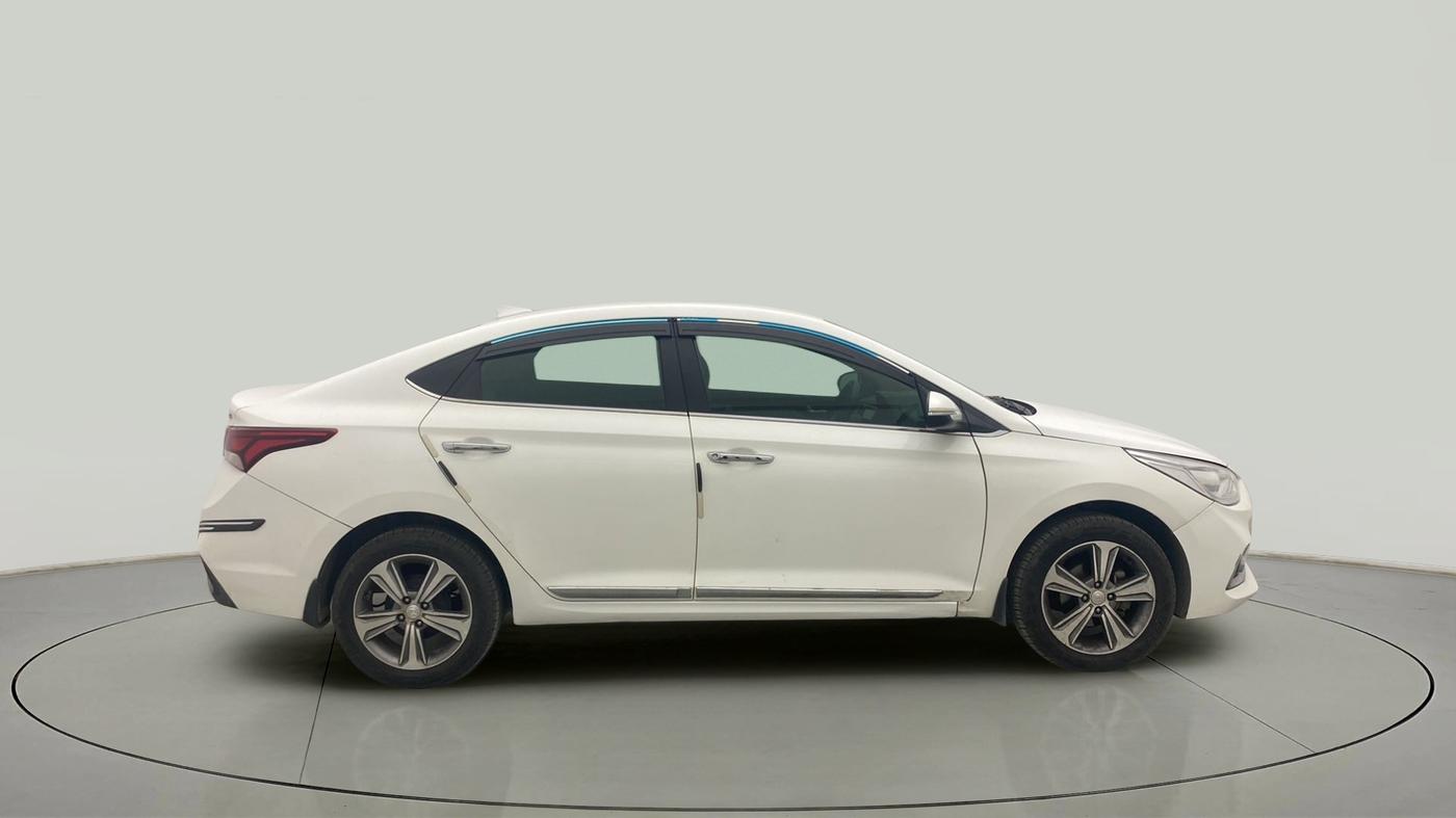 2019 Hyundai Verna 1.6 VTVT SX, Petrol, Manual, 61,985 km, Right Side View