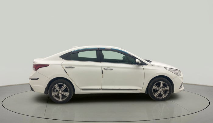 2019 Hyundai Verna 1.6 VTVT SX, Petrol, Manual, 61,985 km, Right Side View