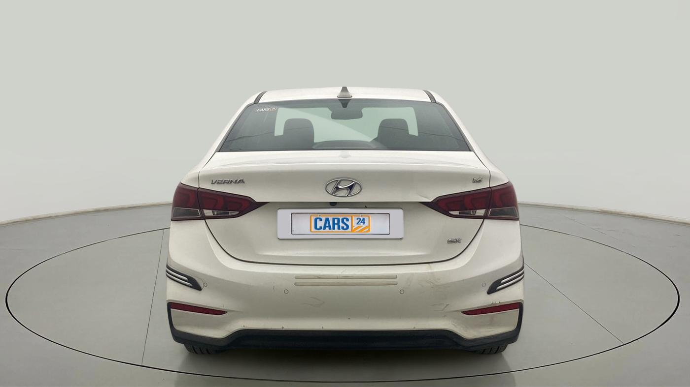 2019 Hyundai Verna 1.6 VTVT SX, Petrol, Manual, 61,985 km, Back/Rear