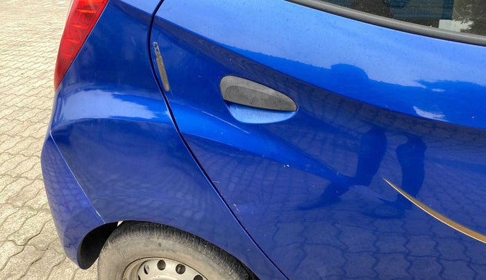 2014 Hyundai Eon ERA +, Petrol, Manual, 70,814 km, Right rear door - Slightly rusted