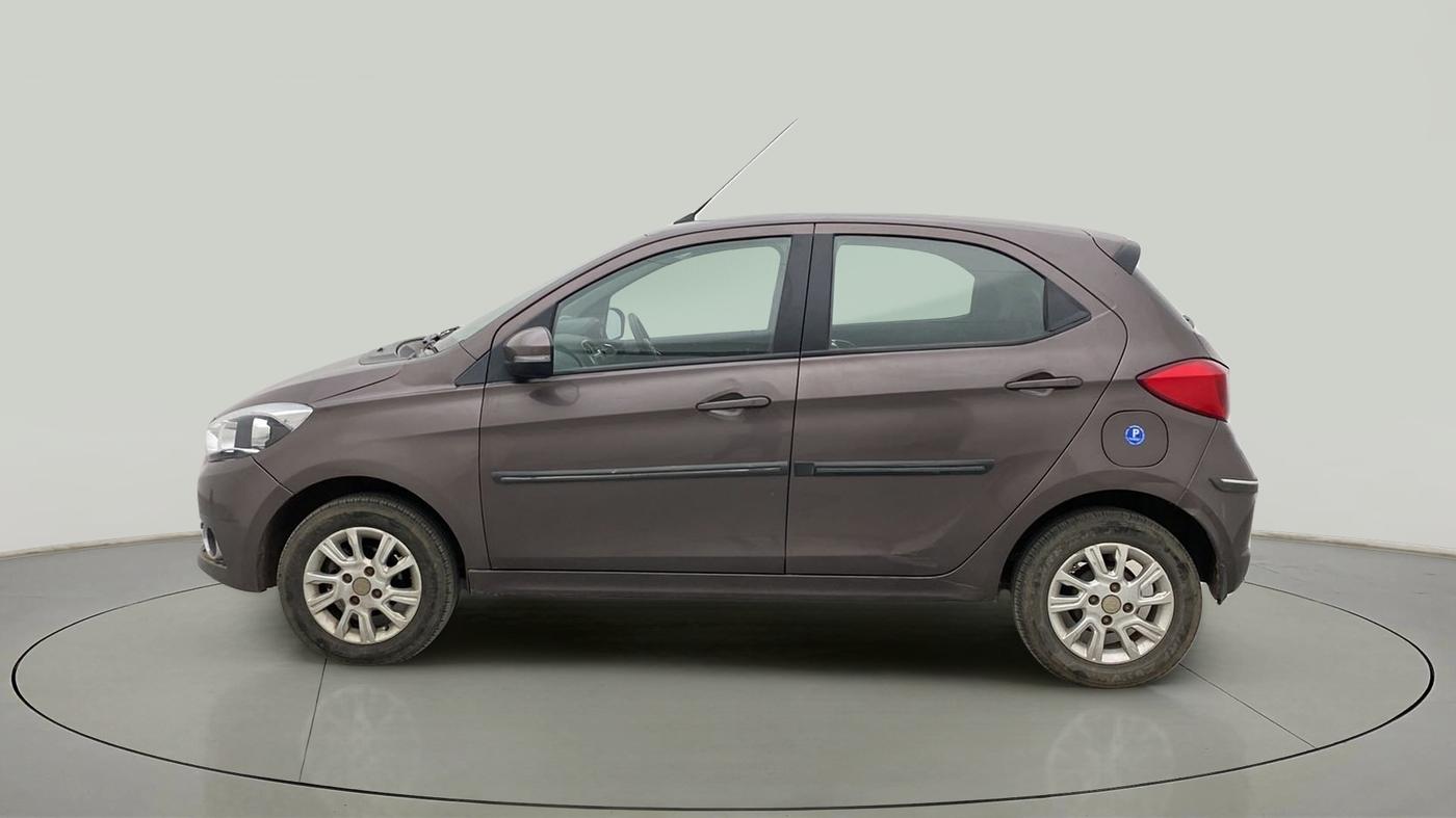 2018 Tata Tiago XZ PETROL, CNG, Manual, 63,258 km, Left Side