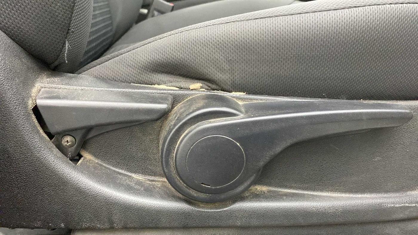 2018 Tata Tiago XZ PETROL, CNG, Manual, 63,258 km, Driver Side Adjustment Panel
