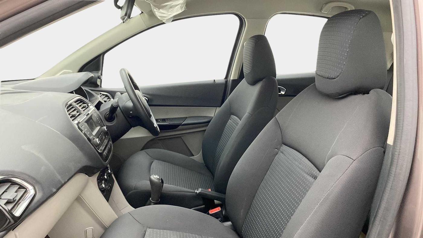 2018 Tata Tiago XZ PETROL, CNG, Manual, 63,258 km, Right Side Front Door Cabin
