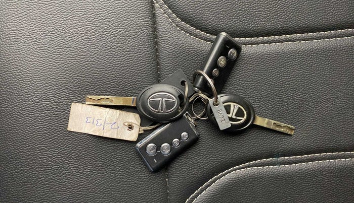 2021 Tata TIGOR XE PETROL, Petrol, Manual, 29,667 km, Key Close Up
