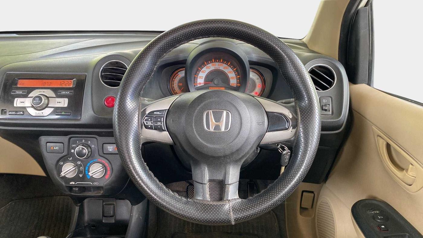 2014 Honda Brio S MT, Petrol, Manual, 71,139 km, Steering Wheel Close Up