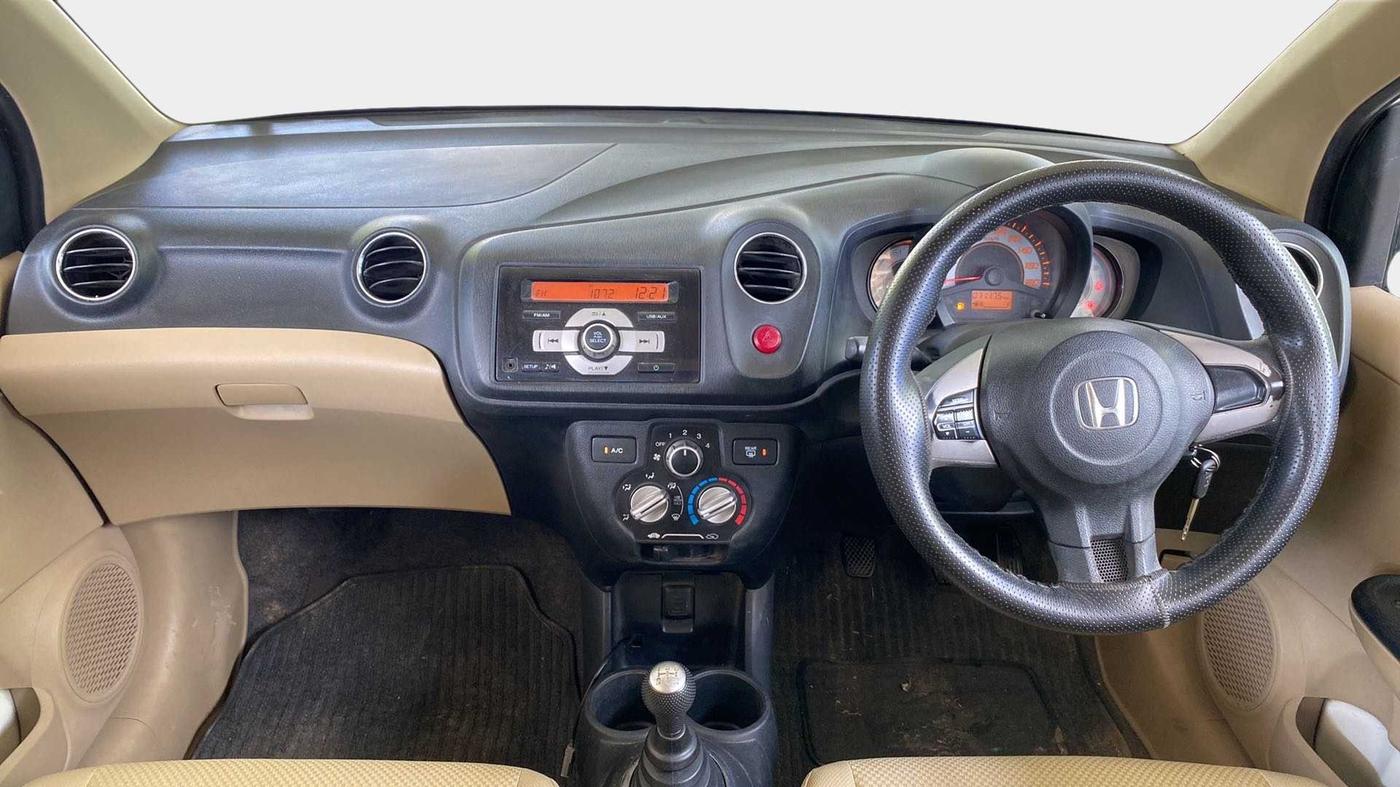 2014 Honda Brio S MT, Petrol, Manual, 71,139 km, Dashboard