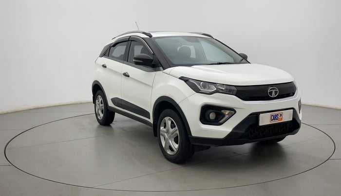 2021 Tata NEXON XMA SUNROOF DIESEL, Diesel, Automatic, 35,565 km, Right Front Diagonal
