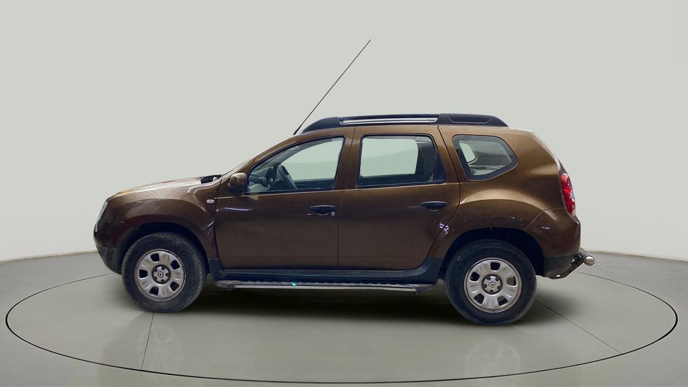 2015 Renault Duster RXL PETROL, Petrol, Manual, 25,958 km, Left Side