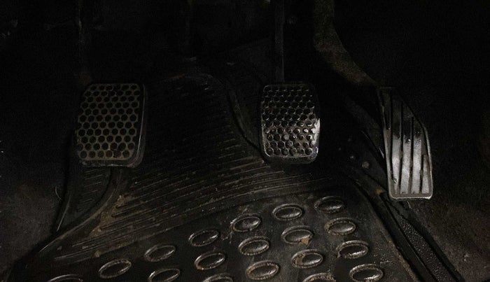 2017 Maruti Alto 800 LXI CNG, CNG, Manual, 54,581 km, Pedals