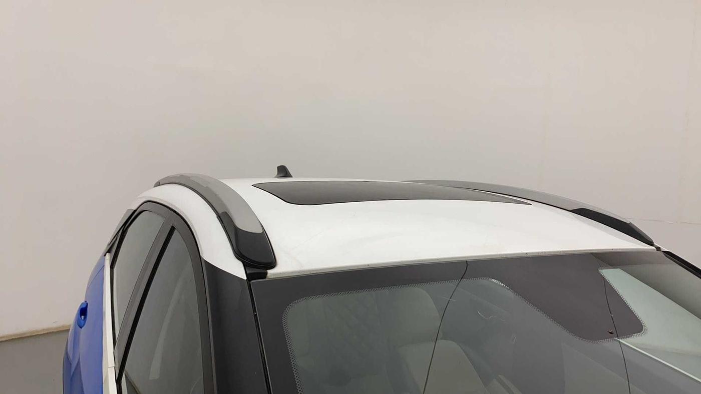 2020 Tata NEXON XZA PLUS (O) PETROL DUAL TONE, Petrol, Automatic, 85,380 km, Roof