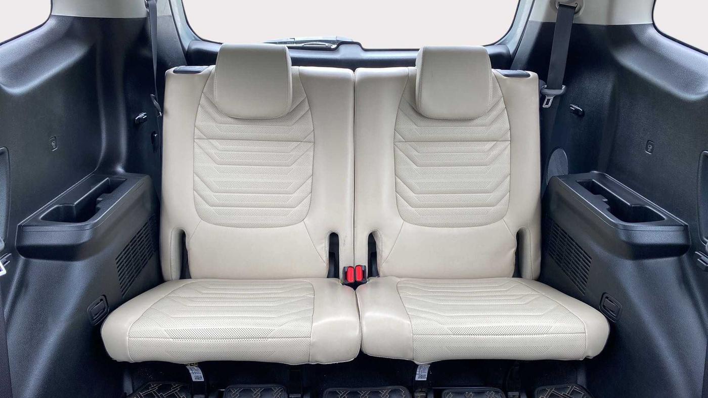 2023 KIA CARENS LUXURY PLUS 1.4 PETROL DCT 7 STR, Petrol, Automatic, 9,571 km, Third Seat Row ( optional )