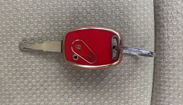 2015 Honda Brio S MT, Petrol, Manual, 70,310 km, Key Close Up