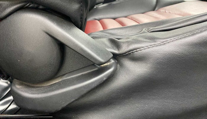 2016 Maruti Baleno DELTA PETROL 1.2, Petrol, Manual, 48,242 km, Driver Side Adjustment Panel