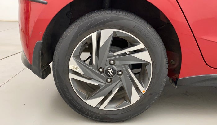 2021 Hyundai NEW I20 ASTA (O) 1.5 CRDI MT, Diesel, Manual, 24,959 km, Right Rear Wheel