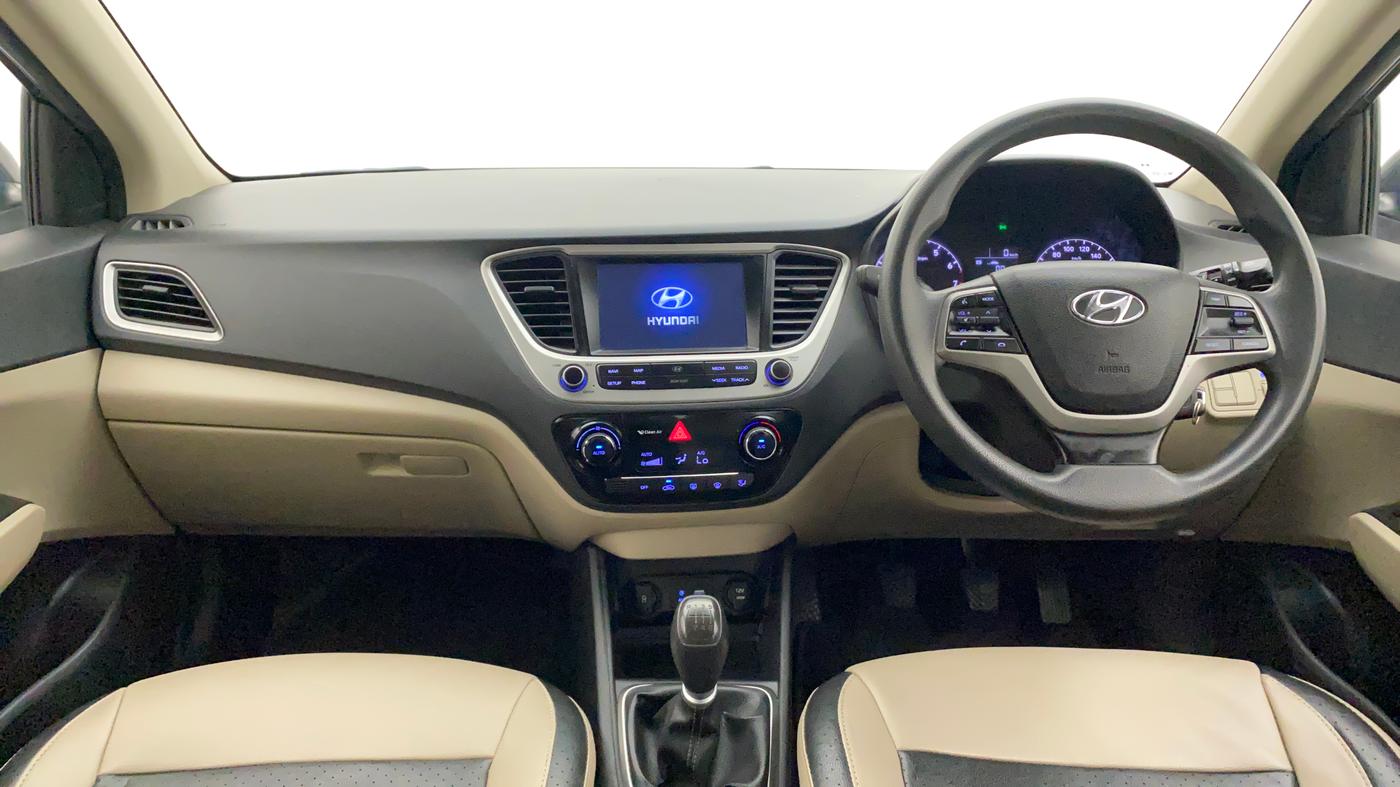 2017 Hyundai Verna 1.6 VTVT SX, Petrol, Manual, 55,176 km, Dashboard