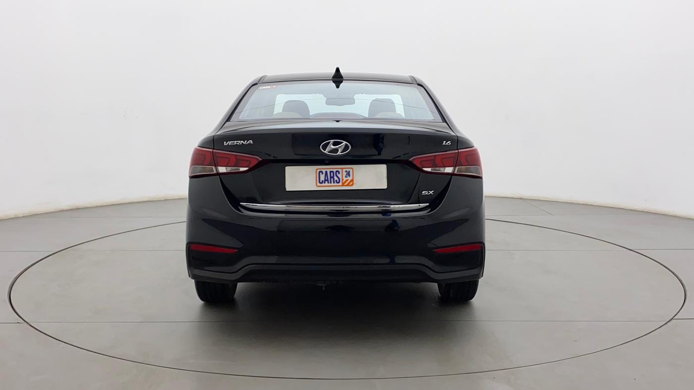 2017 Hyundai Verna 1.6 VTVT SX, Petrol, Manual, 55,176 km, Back/Rear