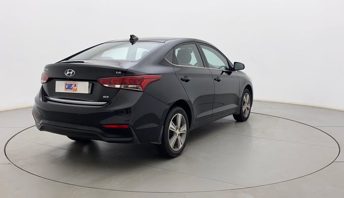 2017 Hyundai Verna 1.6 VTVT SX, Petrol, Manual, 55,176 km, Right Back Diagonal
