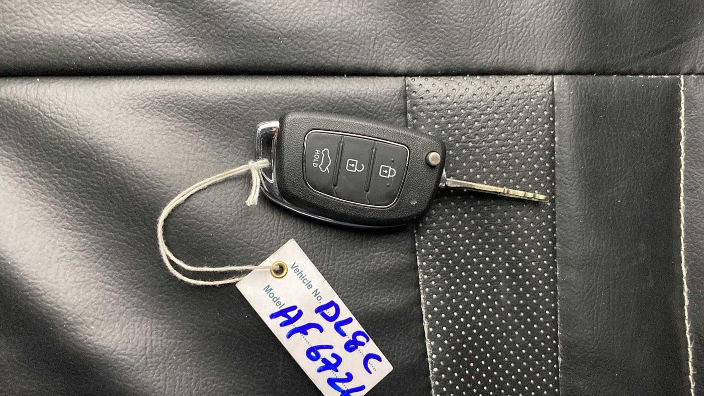 2014 Hyundai Xcent S 1.2, Petrol, Manual, 63,906 km, Key Close Up