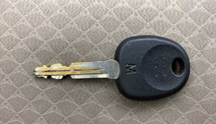 2021 Hyundai NEW SANTRO MAGNA, Petrol, Manual, 28,678 km, Key Close Up