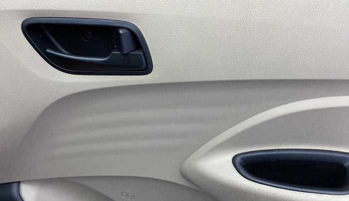 2021 Hyundai NEW SANTRO MAGNA, Petrol, Manual, 28,678 km, Driver Side Door Panels Control