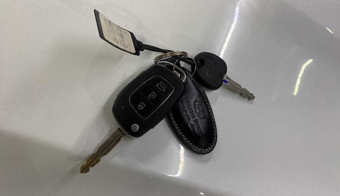 2021 Hyundai GRAND I10 NIOS SPORTZ AMT 1.2 KAPPA VTVT, Petrol, Automatic, 16,808 km, Key Close Up