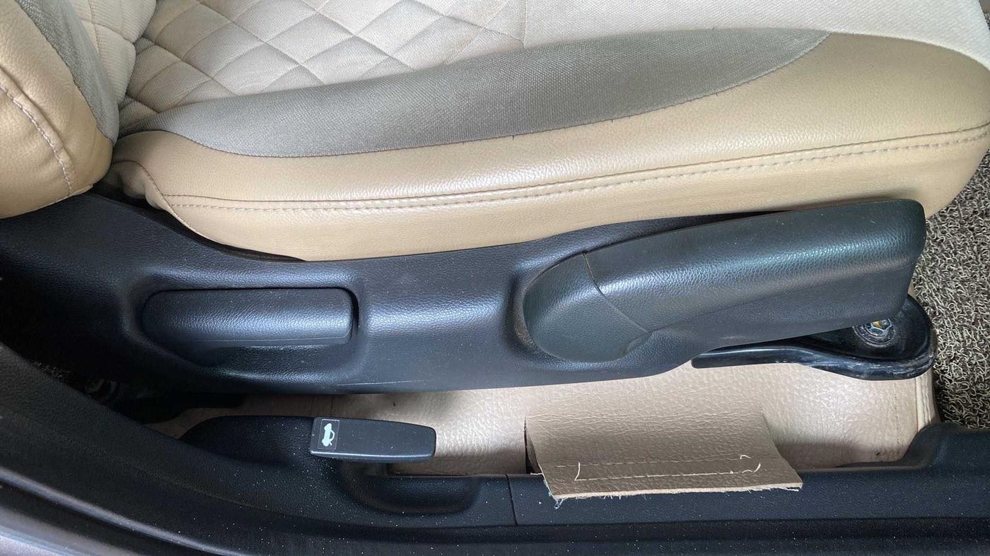2015 Honda City 1.5L I-VTEC SV, Petrol, Manual, 86,808 km, Driver Side Adjustment Panel