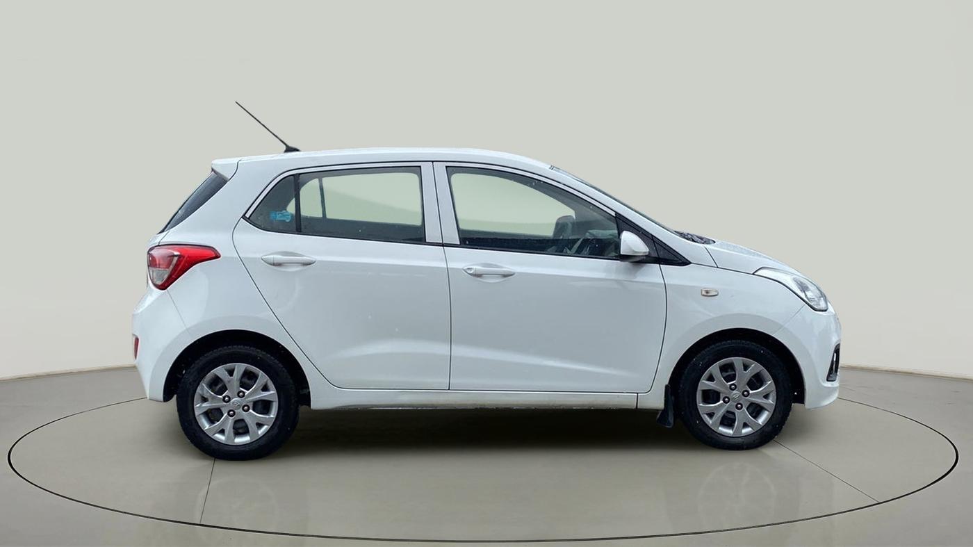 2015 Hyundai Grand i10 MAGNA 1.2 KAPPA VTVT, Petrol, Manual, 78,870 km, Right Side