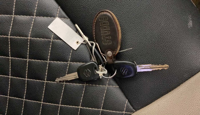 2016 Maruti Alto K10 LXI, Petrol, Manual, 38,016 km, Key Close Up